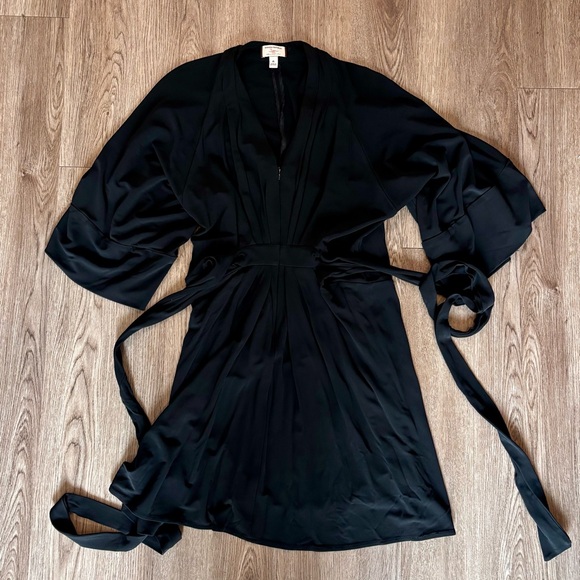 Banana Republic Issa black baby doll cocktail wrap dress - Picture 7 of 8